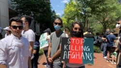 مظاهره کوونکو له ایران څخه وغوښتل چې د افغان کډوالو سره بد چلند ودروي
