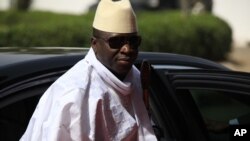 Yahya Jammeh à Abuja, Nigeria, le 27 février 2015. (AP Photo/Sunday Alamba) 
