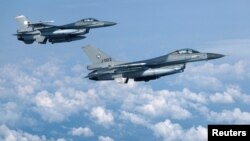 Türkiye uzun süredir ABD'den F-16 savaş uçakları ve modernizasyon kiti almak istiyor