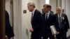លោក Trump ជួបជុំ​ជាមួយ​នឹង​អ្នក​គាំទ្រ​បន្ទាប់​ពី​មាន​ការ​បង្កើត​គណៈវិនិច្ឆ័យ​ពិនិត្យ​បញ្ហា​ពាក់ព័ន្ធ​របស់​រុស្ស៊ី