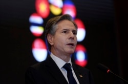 Menlu AS Anthony Blinken saat berpidato di Universitas Indonesia, Jakarta, 14 Desember 2021.