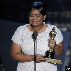'The Artist' Grabs Key Honors at Academy Awards