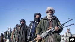 ملا برادر در سال ۲۰۱۰ از طرف حکومت پاکستان دستگیر و زندانی شد.