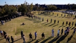 Votuesit të vendosur në radhë në Oklahoma (3 nëntor 2020)