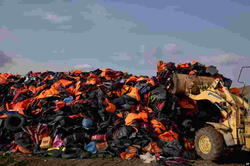 More than 260,000 asylum-seekers have arrived in Greece so far this year, most reaching the country&#39;s eastern islands on flimsy rafts or boats from the nearby Turkish coast. Lesbos is the main destination for mostly Syrian migrants heading from Turkey to Greece.