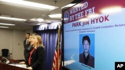미국 법무부 트레이시 윌키슨 검사가 지닌 2018년 9월 로스앤젤레스에서 기자회견을 열고 북한 국적자 박진혁을 과거 소니 영화사 등에 대한 사이버 공격 혐의로 기소한 사실을 공개했다.