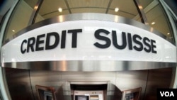 Wakil Jaksa Agung AS, James Cole meminta informasi warga AS yang menyimpan uang di Credit Suisse dan bank Swiss lainnya.
