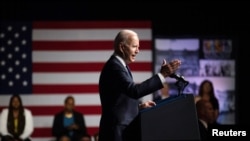 Predsjednik Joe Biden govori u kulturnom centru Greenwood u Tulsi u Oklahomi na stotu godišnjicu masakra u tom gradu, 1. juni 2021.