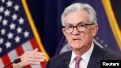 Kepala bank sentral Amerika Jerome Powell memberikan konferensi pers di Washington, DC hari Rabu (1/2). 