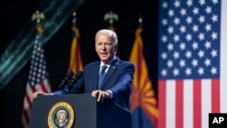 Gjatë fjalimit në Tempe, Arizona (28 shtator 2023)