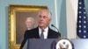 លោក​រដ្ឋ​មន្ត្រី​ការបរទេស Rex Tillerson ឆ្លើយ​តប​ទៅ​នឹង​សំណួរ​ទាក់ទង​នឹង​ប្រទេស​កូរ៉េ​ខាង​ជើង បន្ទាប់​ពី​ថ្លែង​ពី​ការ​ចេញ​ផ្សាយ​របាយការណ៍​ប្រចាំ​ឆ្នាំ២០១៦​ស្តី​​ពី​សេរីភាព​សាសនា​អន្តរជាតិ​ កាលពី​ថ្ងៃទី១៥ ខែសីហា ឆ្នាំ២០១៧ នៅ​ក្រសួង​ការបរទេស​ក្នុង​រដ្ឋធានី​វ៉ាស៊ីនតោន។ 
