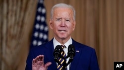 លោក Joe Biden ប្រធានាធិបតីសហរដ្ឋអាមេរិក ថ្លែងសុន្ទរកថាអំពីគោលនយោបាយការបរទេសសហរដ្ឋអាមេរិក នៅក្រសួងការបរទេស ក្នុងរដ្ឋធានីវ៉ាស៊ីនតោន ថ្ងៃព្រហស្បតិ៍ ទី៤ ខែកុម្ភៈ ឆ្នាំ២០២១។