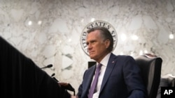 Sen. Mitt Romney will be presented with the award, a sterling silver lantern symbolizing a beacon of hope, at a virtual ceremony in May. 