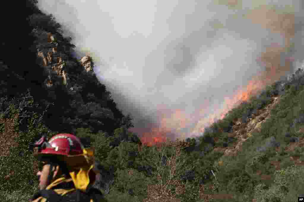APTOPIX California Wildfires