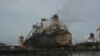 Kondisi kapal tanker MT Jag Leela usai mengalami kebakaran, Selasa, 12 Mei 2020. (Foto: Anugrah Andriansyah/VOA)