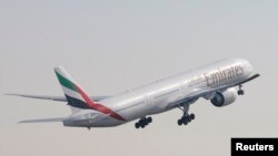 Un avion de Emirates Airlines Boeing 777-300, le 14 novembre 2011.
