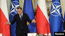 პოლონეთის პრეზიდენტი, ანჟეი დუდა ეროვნული უსაფრთხოების კომიტეტის შეხვედრაზე. 15 ნოემბერი, 2022.