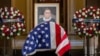 លោកស្រី Ginsburg​ ជា​ស្រ្តី​ដំបូង​ដែល​សព​របស់​លោកស្រី​​​ត្រូវ​តម្កល់​​​នៅ​វិមាន​សភា​អាមេរិក