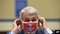Dr. Anthony Fauci, Kepala Institut Nasional bagi Alergi dan Penyakit Menular (NIAI) di Gedung Capitol, Washington, D.C., 31 Juli 2020. (Kevin Dietsch/Pool via AP)