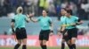 El cuarteto arbitral que comandó el encuentro entre Costa Rica y Alemania, con un solo varón y con Stephanie Frappart al frente, en el estadio Al Bayt, en Al Khor, Qatar, el 1 de diciembre de 2022.