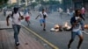 Venezuelan Soldiers, Students Face Off at Anti-Maduro Rallies