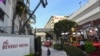 Hollywood Prepares to Toast Winners at Golden Globes