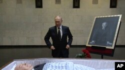 GORBACHOV-FUNERAL-PUTIN