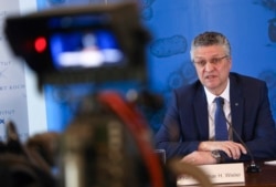 Pimpinan Robert Koch Institute, Jerman, Lothar Wieler dalam konferensi pers di Berlin, 28 April 2020. (Foto: dok).