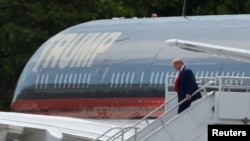 Trump stiže na Miami.